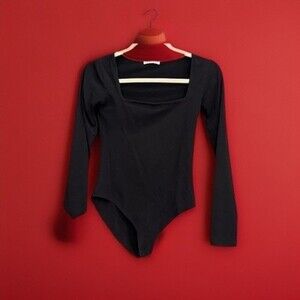 MANGOPOP Women's Long Sleeve Black Bodysuit Snap Crotch V Neck Xs Whimsigoth